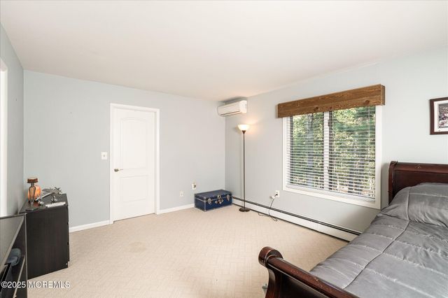 619 Hanover Drive, Wrightstown, NJ 08562