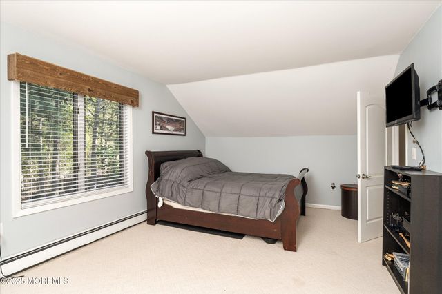 619 Hanover Drive, Wrightstown, NJ 08562
