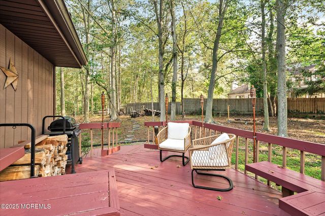 619 Hanover Drive, Wrightstown, NJ 08562