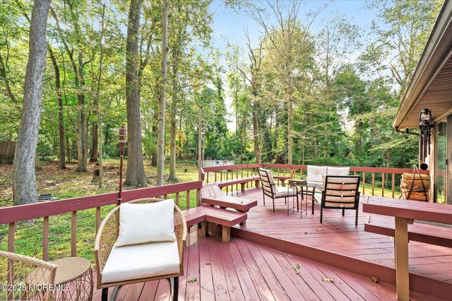 619 Hanover Drive, Wrightstown, NJ 08562