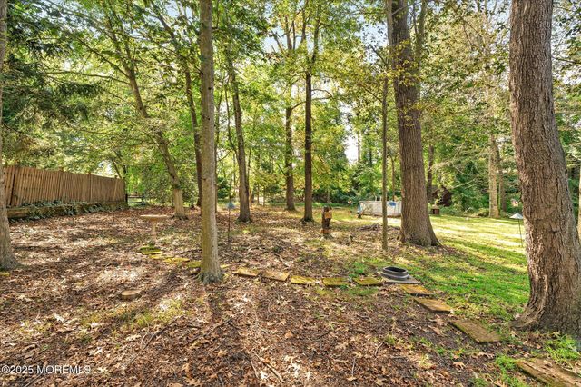 619 Hanover Drive, Wrightstown, NJ 08562