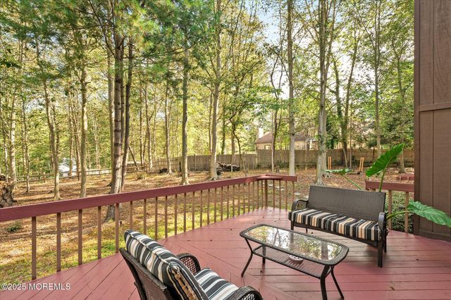 619 Hanover Drive, Wrightstown, NJ 08562