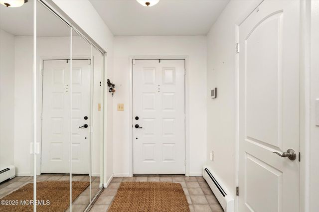619 Hanover Drive, Wrightstown, NJ 08562
