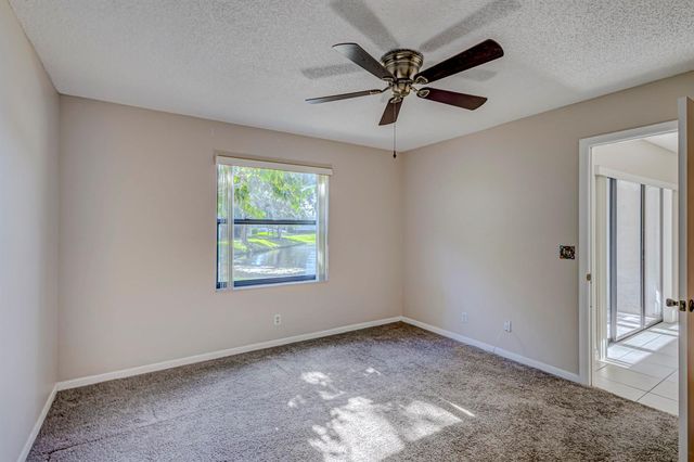 601 Sabal Ridge Circle A, Palm Beach Gardens, FL 33418