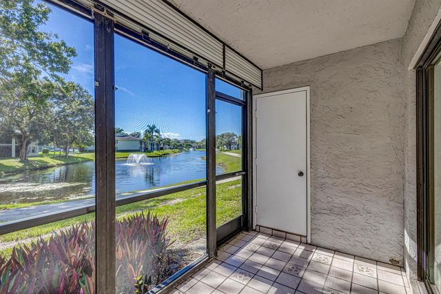 601 Sabal Ridge Circle A, Palm Beach Gardens, FL 33418