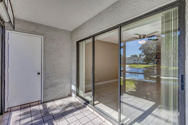 601 Sabal Ridge Circle A, Palm Beach Gardens, FL 33418