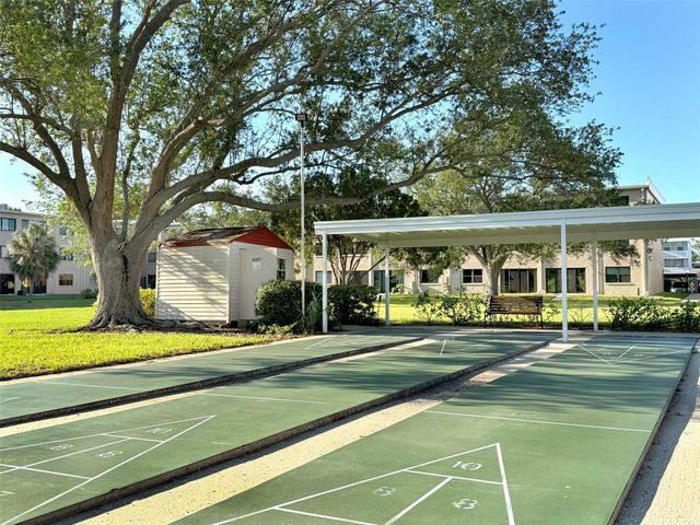 5080 LOCUST STREET NE 219, St Petersburg, FL 33703