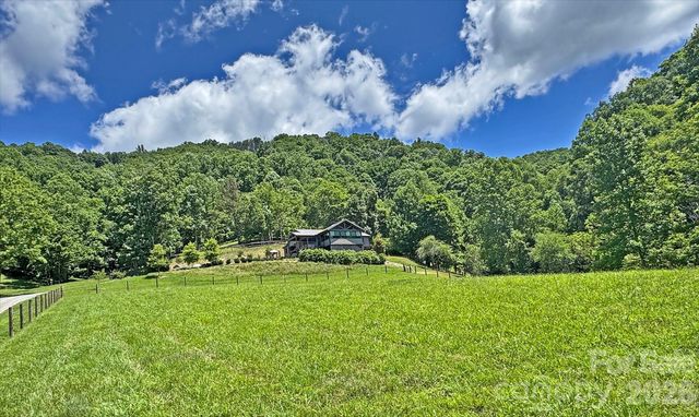 294 Red Knob Lane, Marshall, NC 28753