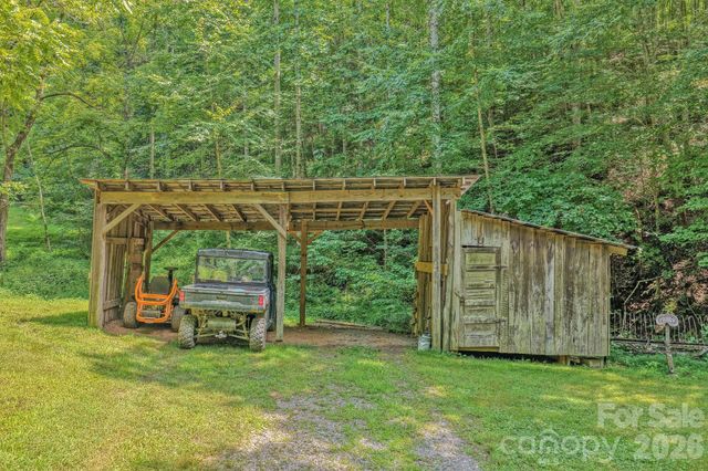 294 Red Knob Lane, Marshall, NC 28753