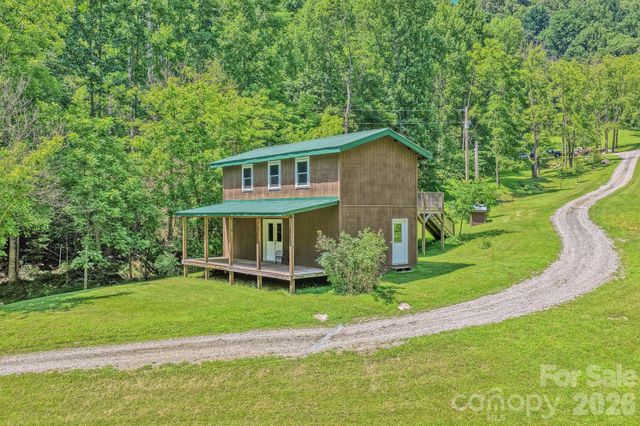 294 Red Knob Lane, Marshall, NC 28753