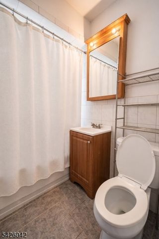 26 Scofield St, Newark City, NJ 07106