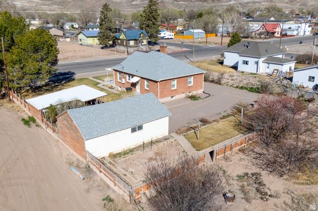 125 S CENTER ST, Elsinore, UT 84724