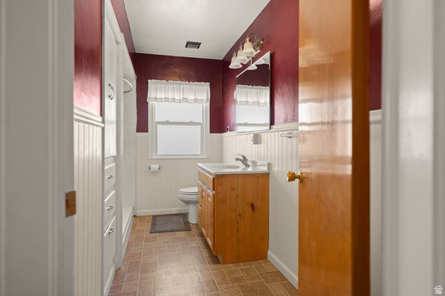 125 S CENTER ST, Elsinore, UT 84724