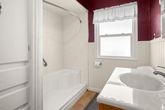 125 S CENTER ST, Elsinore, UT 84724