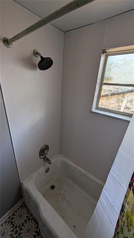 2801 W CLEVELAND STREET, Tampa, FL 33609