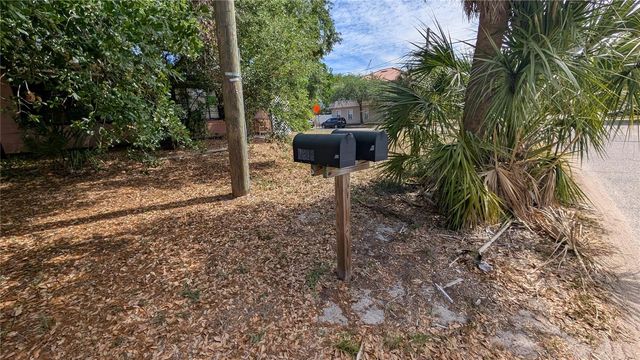 2801 W CLEVELAND STREET, Tampa, FL 33609