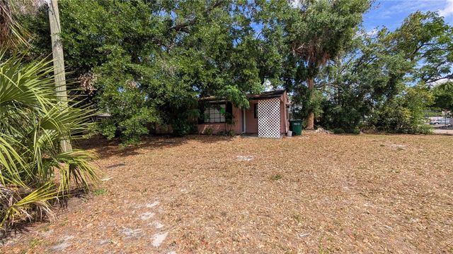 2801 W CLEVELAND STREET, Tampa, FL 33609