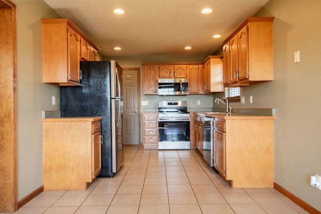 7400 W Farm Road 84, Willard, MO 65781