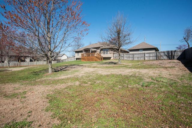 7400 W Farm Road 84, Willard, MO 65781