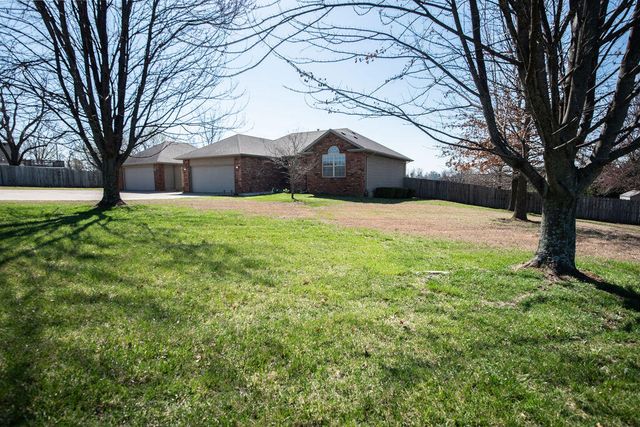 7400 W Farm Road 84, Willard, MO 65781