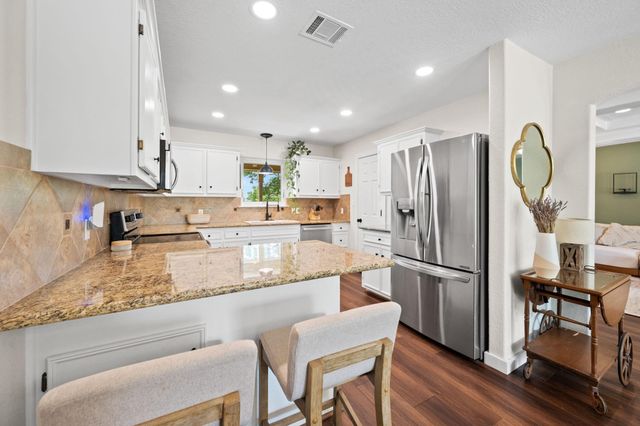 1945 Settlers Way Drive, Sealy, TX 77474