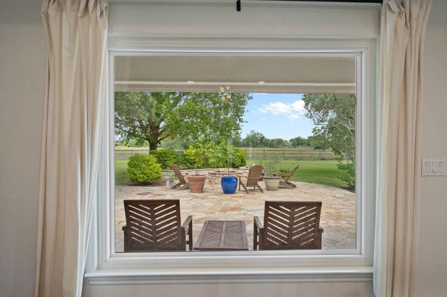 1945 Settlers Way Drive, Sealy, TX 77474