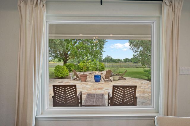 1945 Settlers Way Drive, Sealy, TX 77474