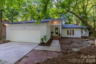 1107 Spring Fall Court, Charlotte, NC 28213
