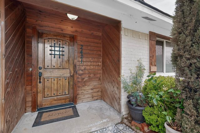 2421 Harbor Trail, Irving, TX 75060