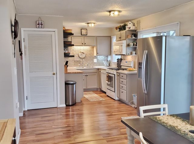 310 Seimetz Drive, La Porte, IN 46350