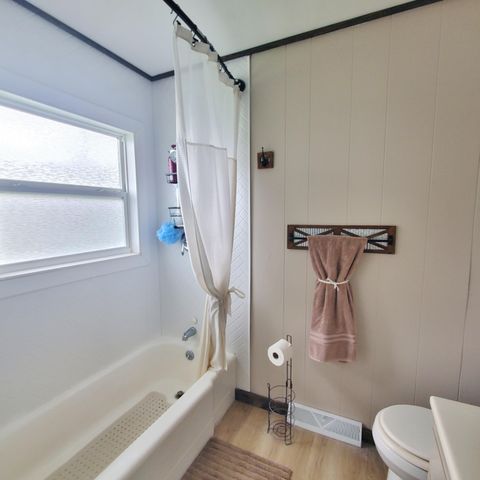 310 Seimetz Drive, La Porte, IN 46350