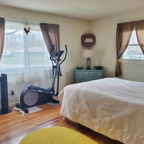 310 Seimetz Drive, La Porte, IN 46350