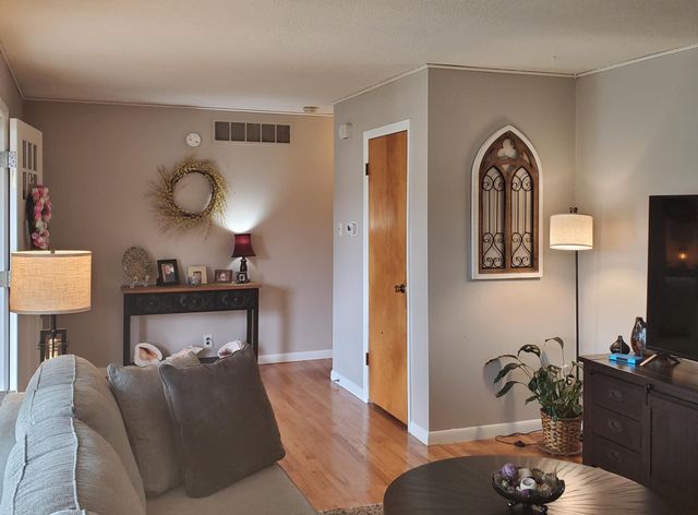 310 Seimetz Drive, La Porte, IN 46350