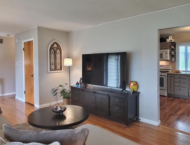 310 Seimetz Drive, La Porte, IN 46350