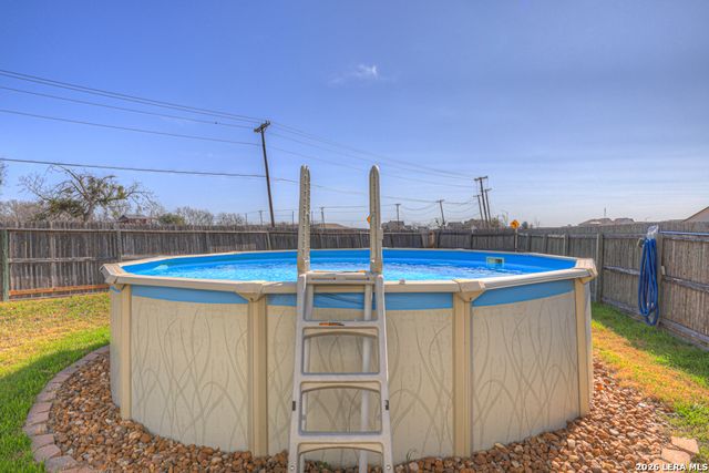 1473 Cutler Bay, New Braunfels, TX 78130