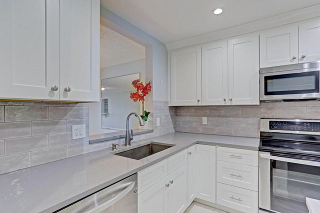 3011 SW 21st Terrace 382a, Delray Beach, FL 33445