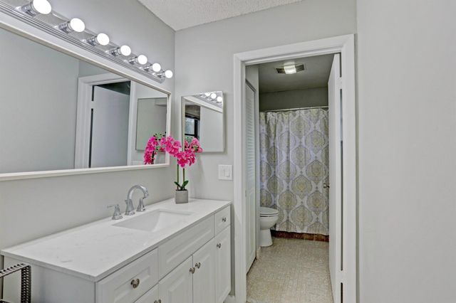 3011 SW 21st Terrace 382a, Delray Beach, FL 33445