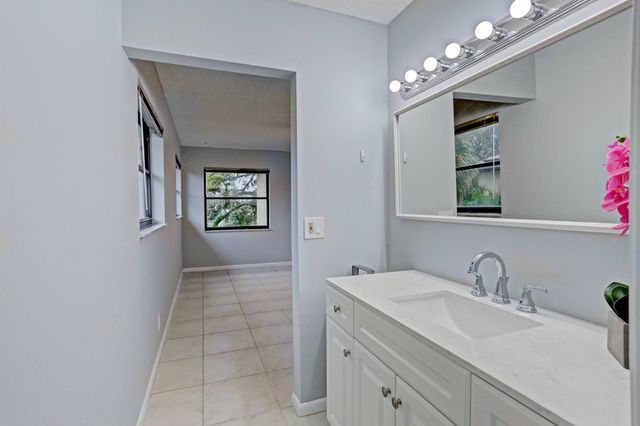 3011 SW 21st Terrace 382a, Delray Beach, FL 33445