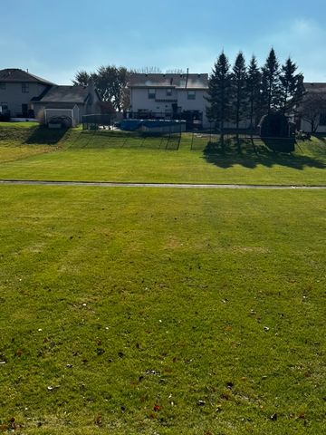 1861 Grand Prairie Drive, New Lenox, IL 60451