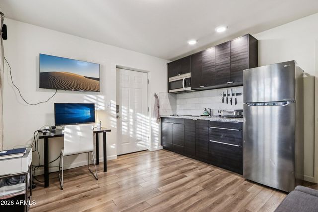 10049 N 25TH Place, Phoenix, AZ 85028