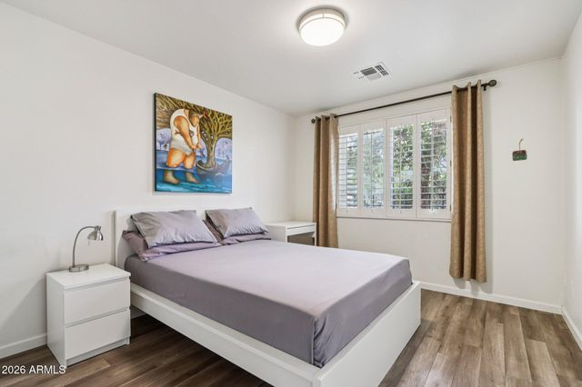 10049 N 25TH Place, Phoenix, AZ 85028