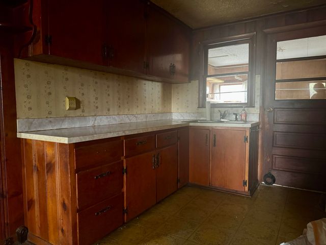 6065 N Genesee Road, Genesee Twp, MI 48506