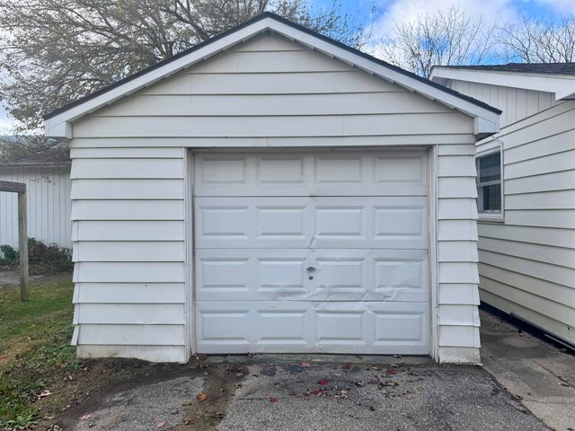 6065 N Genesee Road, Genesee Twp, MI 48506