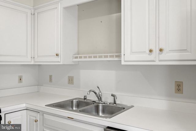 2055 CIDERMILL LN, Winchester, VA 22601