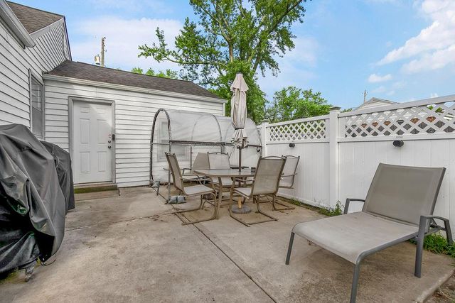 1205 N 90th Street, Kansas City, KS 66112