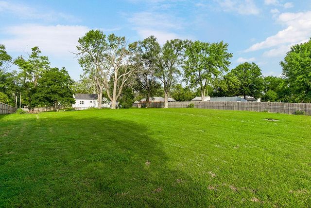1205 N 90th Street, Kansas City, KS 66112