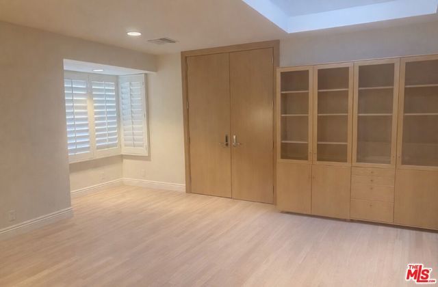 917 Oxford Way, Beverly Hills, CA 90210