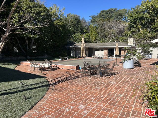 917 Oxford Way, Beverly Hills, CA 90210