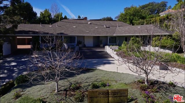 917 Oxford Way, Beverly Hills, CA 90210