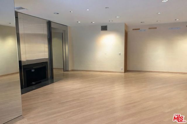 917 Oxford Way, Beverly Hills, CA 90210